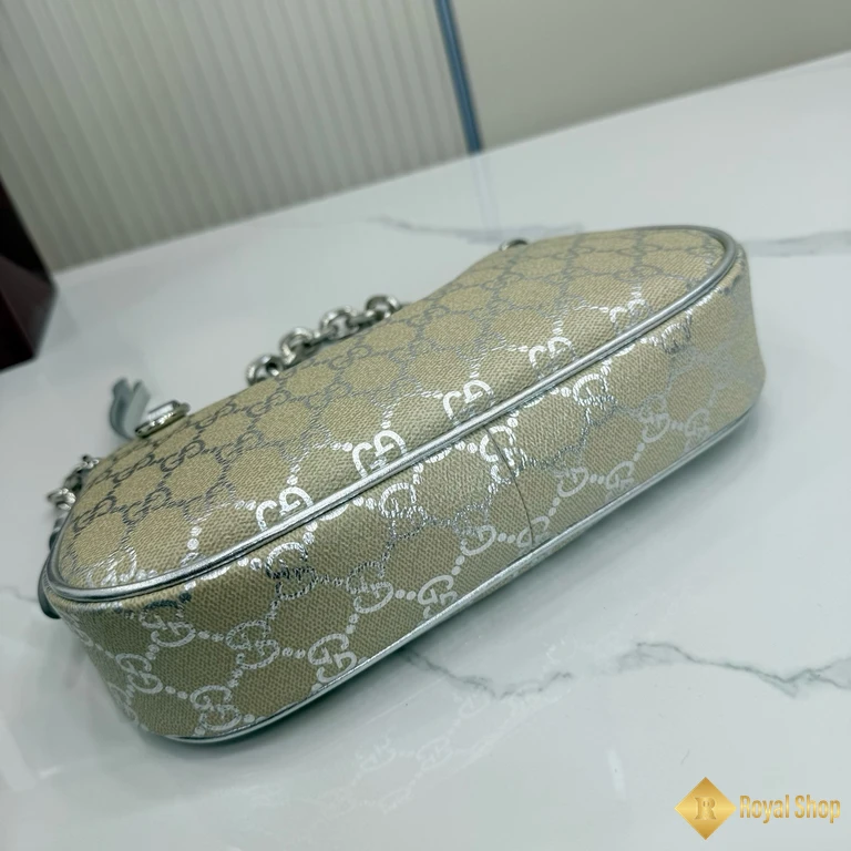 Túi Gucci nữ GG Emblem small 847447 chính hãng