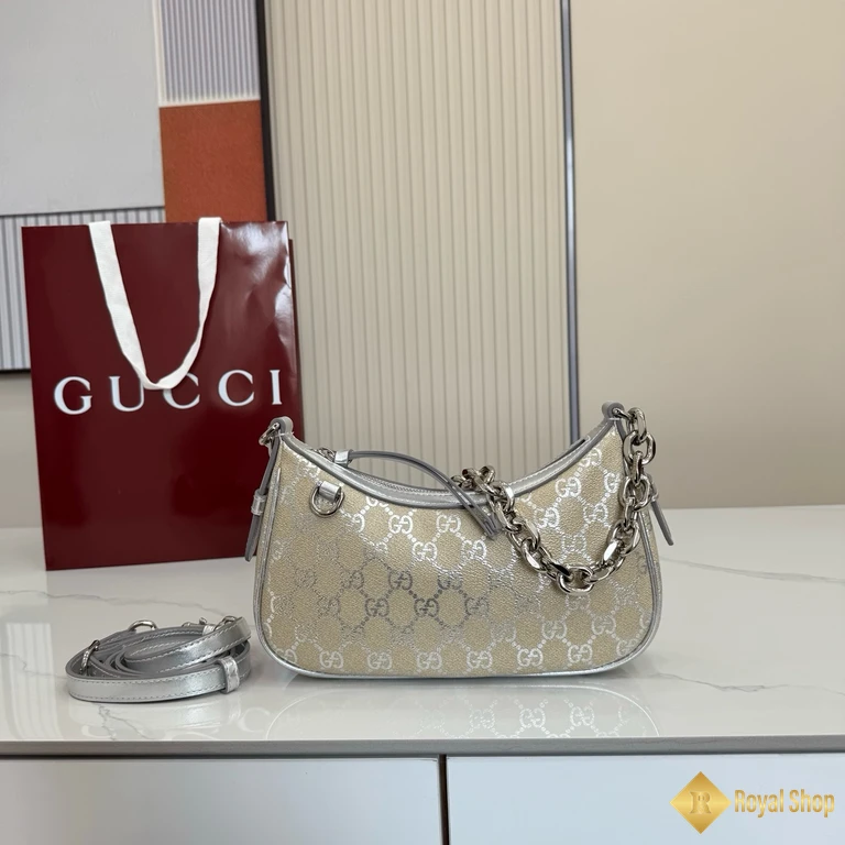 Túi Gucci nữ GG Emblem small 847447