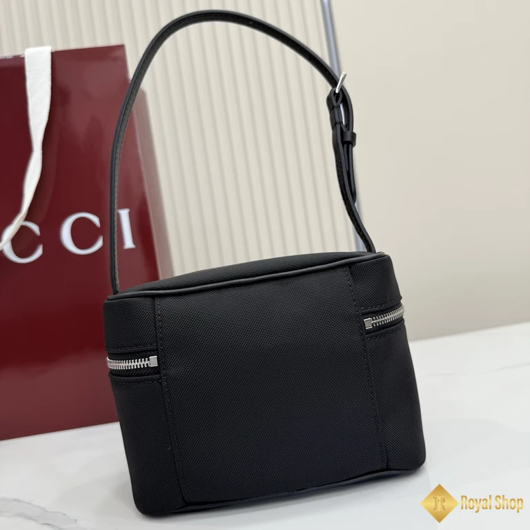 cận cảnh Túi Gucci nữ Tag black A00231