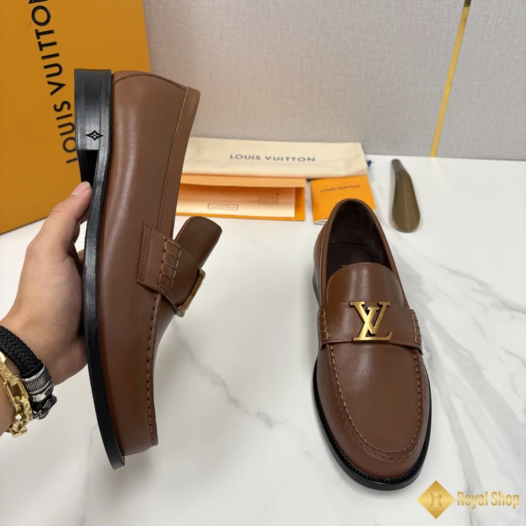 Giày loafer LV nam CKLV505124 được làm thủ công