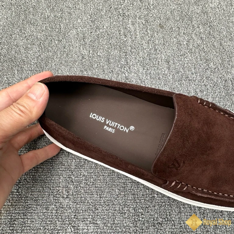 cận cảnh Giày lười LV nam Slip-on CKLV40019
